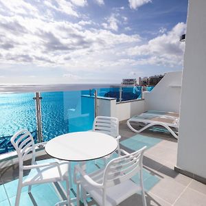 Family Suite Top Floor Sea View 1Child